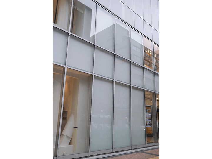 福岡PARCO 新館明治通りガラス面シート